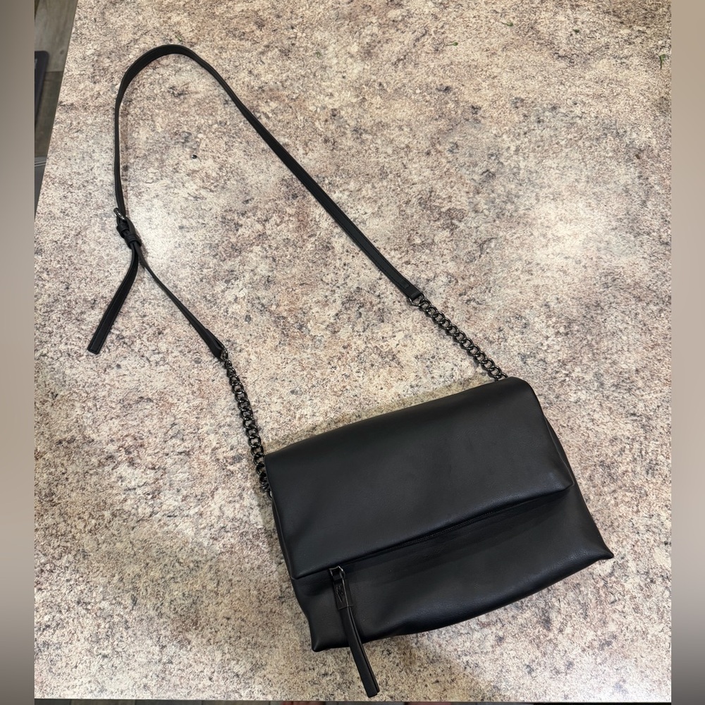 Simply Vera Black Faux Leather Cross Body Purse